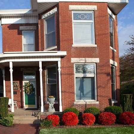 L&N Bed And Breakfast Ltd Henderson Esterno foto